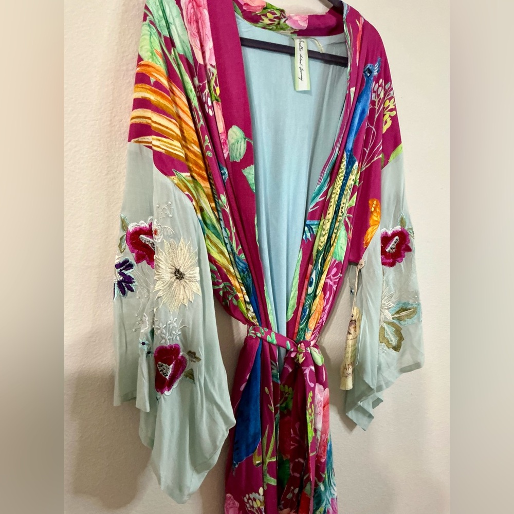 Aratta Silent Journey Kimono Robe Peacock Floral Print pearl embroidered Small - Picture 8 of 16